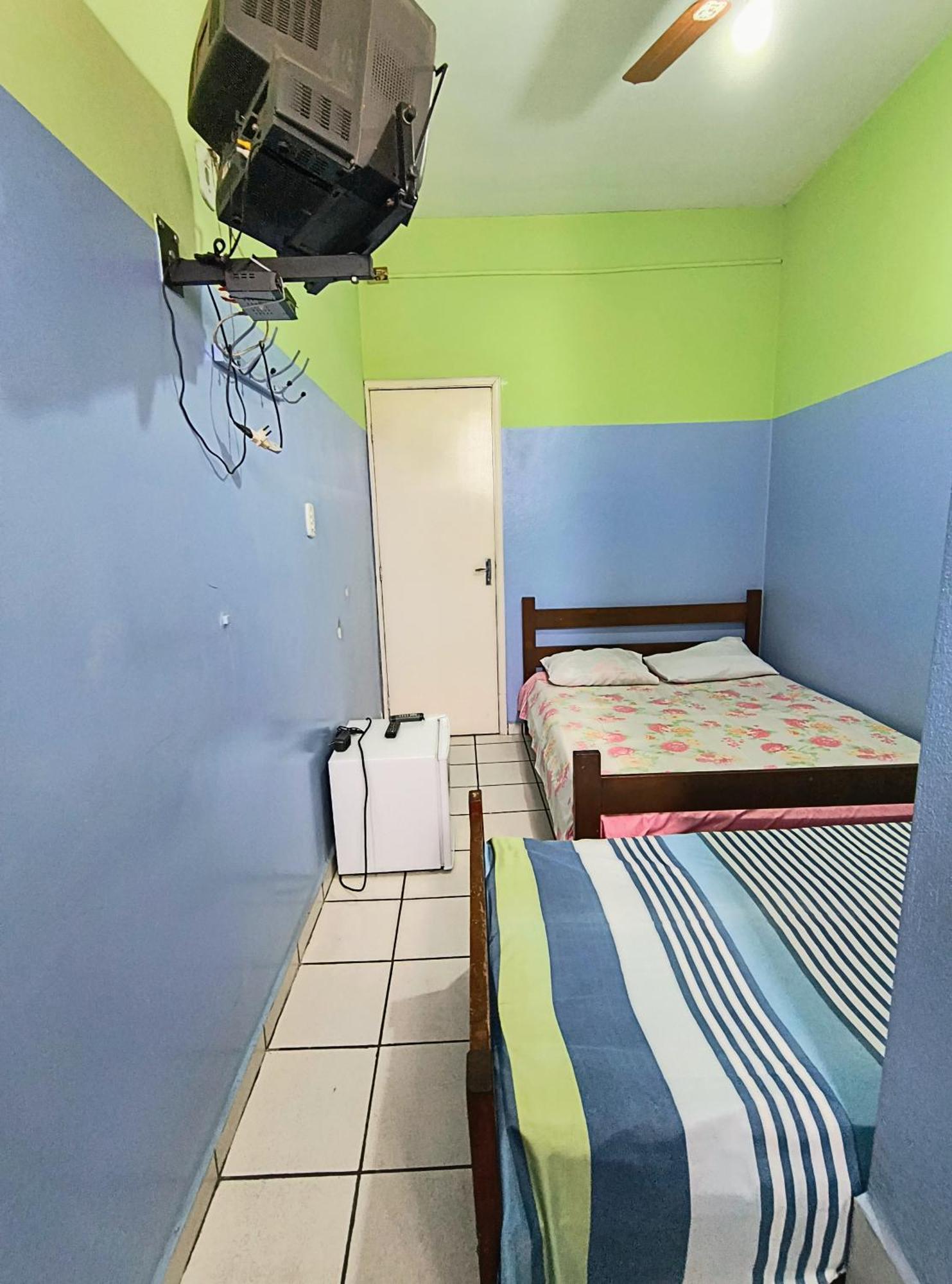 Hotel Santa Luz Aparecida  Rum bild